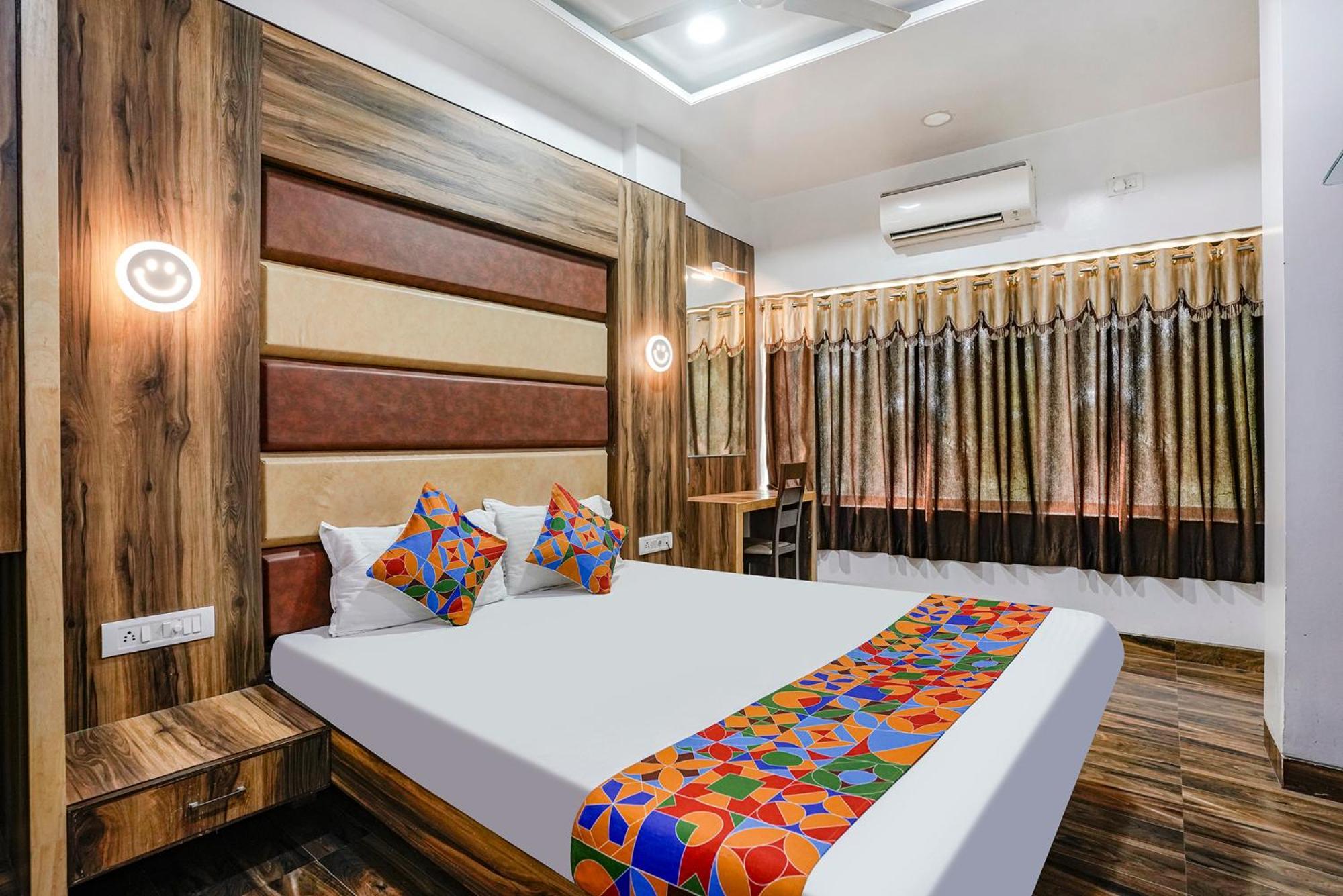 Fabhotel Sai Plaza Executive - Chatrapati Sambhaji Aurangábád Kültér fotó