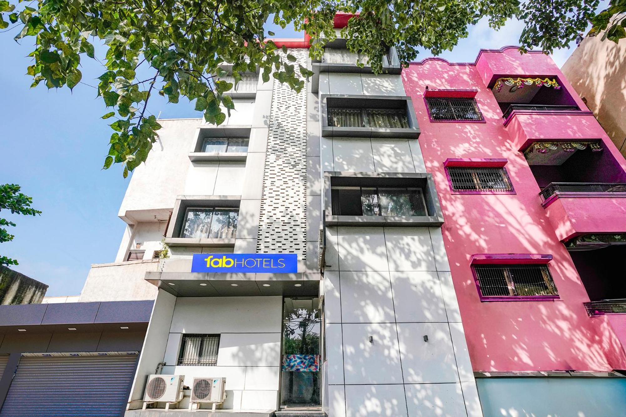 Fabhotel Sai Plaza Executive - Chatrapati Sambhaji Aurangábád Kültér fotó